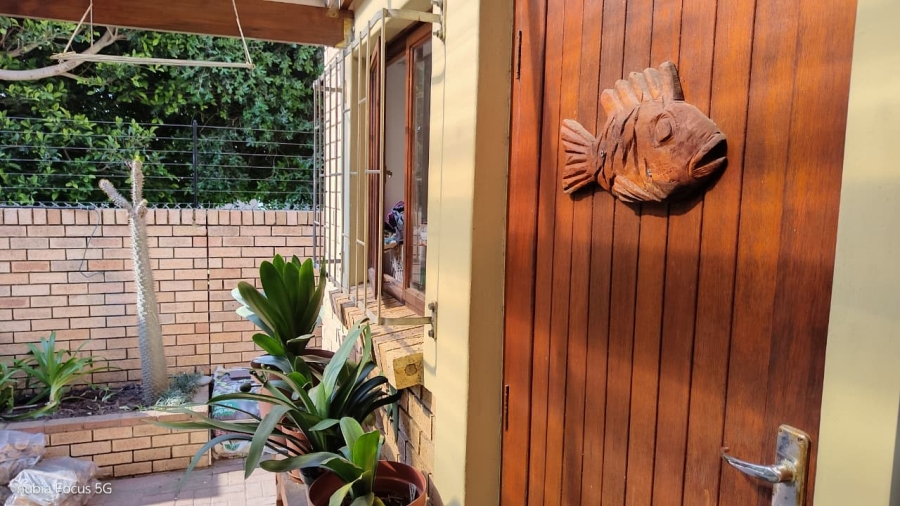 4 Bedroom Property for Sale in Ferreira Town Eastern Cape